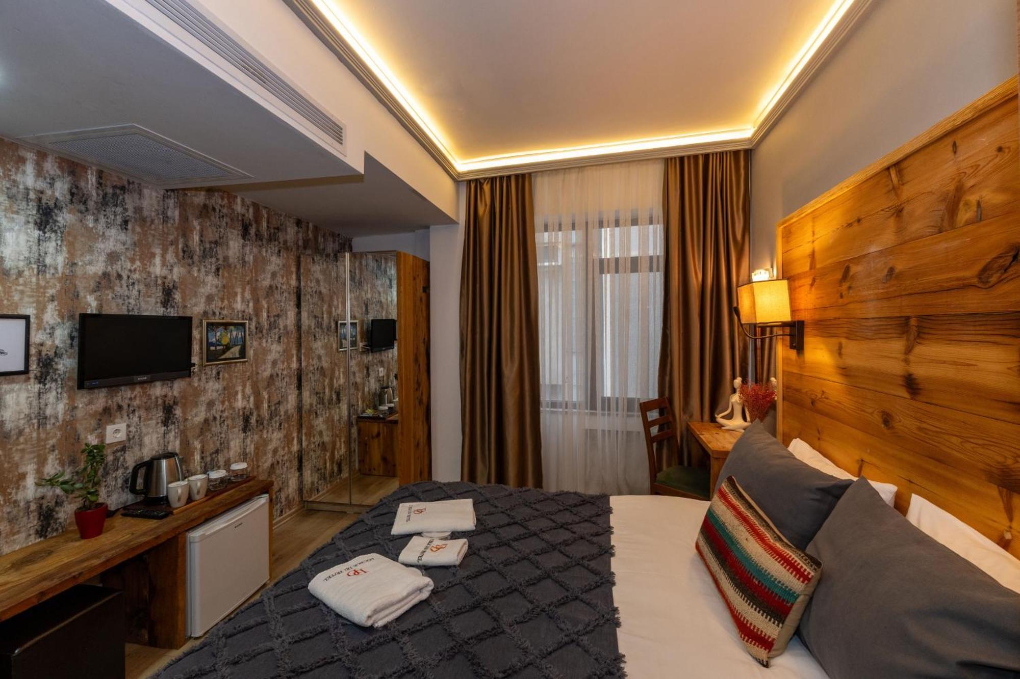 Double Dd Hotel Istanbul Exterior photo