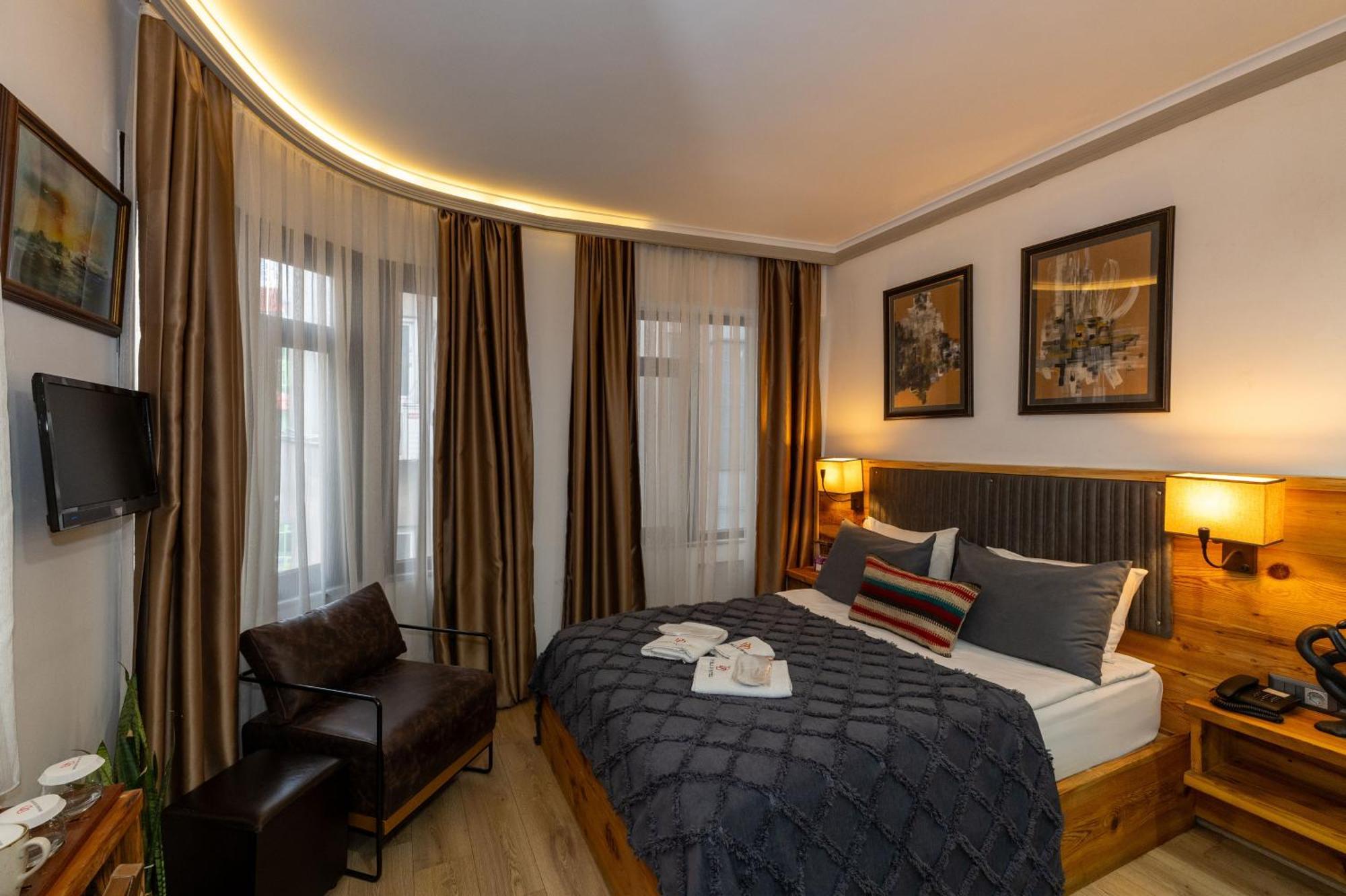 Double Dd Hotel Istanbul Exterior photo